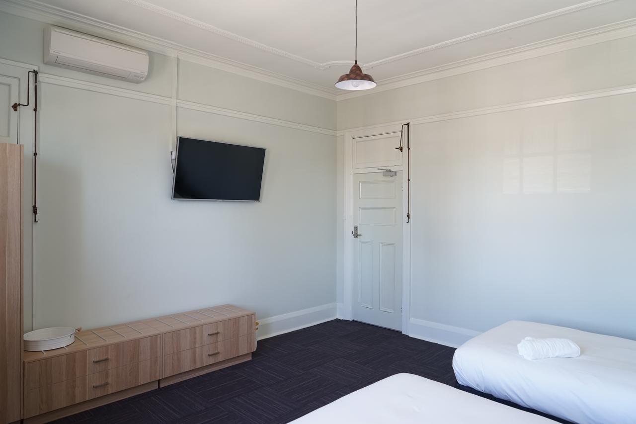 Rosehill Hotel Sydney Exterior photo